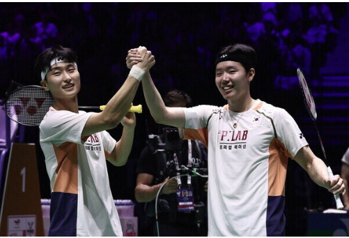 아시안게임 배드민턴 서승재·김원호 8강 진출! 말레이시아 꺾고 2-0 완승