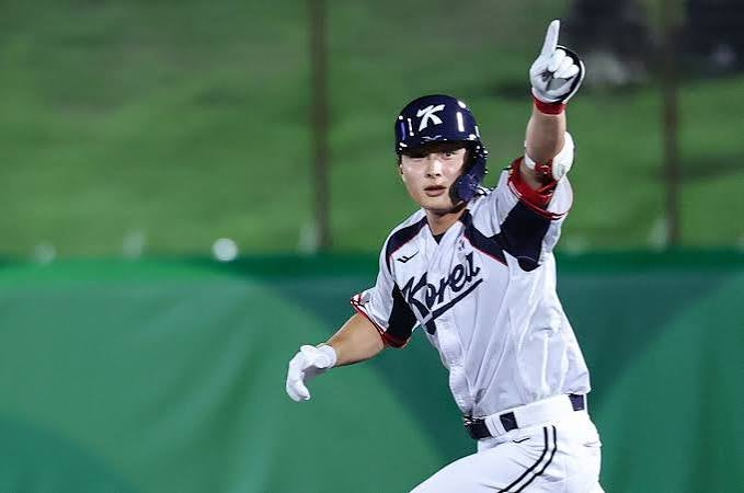 롯데 윤동희 누구? 대체선수로 아시안게임 갔다가 홈런, 타율 0.435