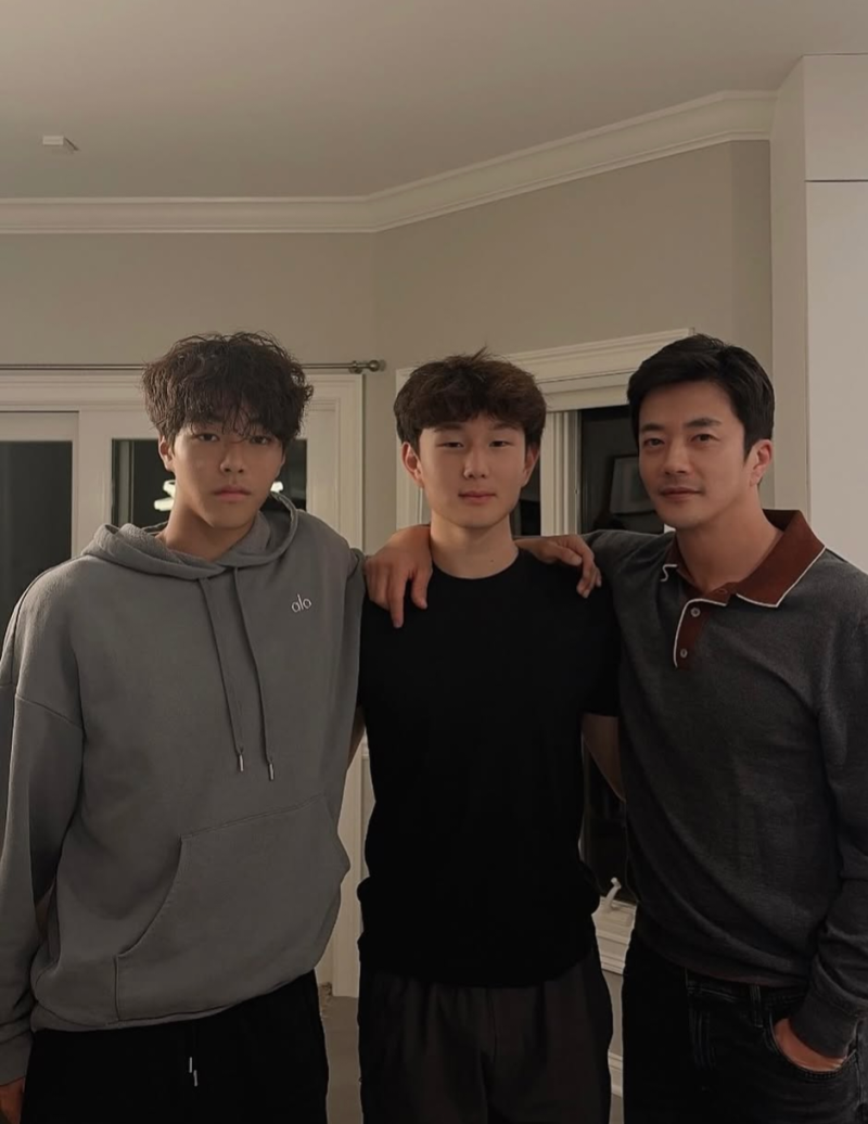 권상우·손태영을 쏙 빼닮은 아들 룩희가 벌써 고3이라고? 연예인해도 되겠네!!