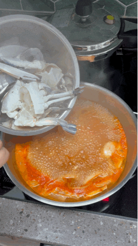 컬리후레시 국산손질꽃게와 샘표 꽃게 토장찌개로 끓인 진하고 시원한 꽃게찌개, 칼로리 영....