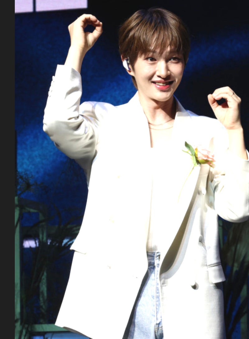 SHINee Onew's Nicknames: From Jinki Myunggi to Eardrum Boyfriend