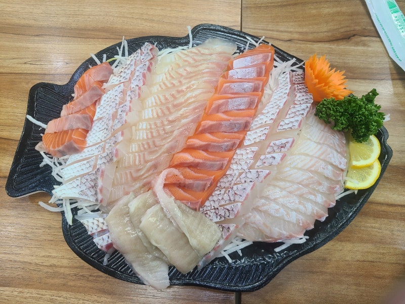 송파 가락시장 맛집 대게찜 모둠회가 맛있는 곳 가락몰 판매동 1층 '놀부수산'