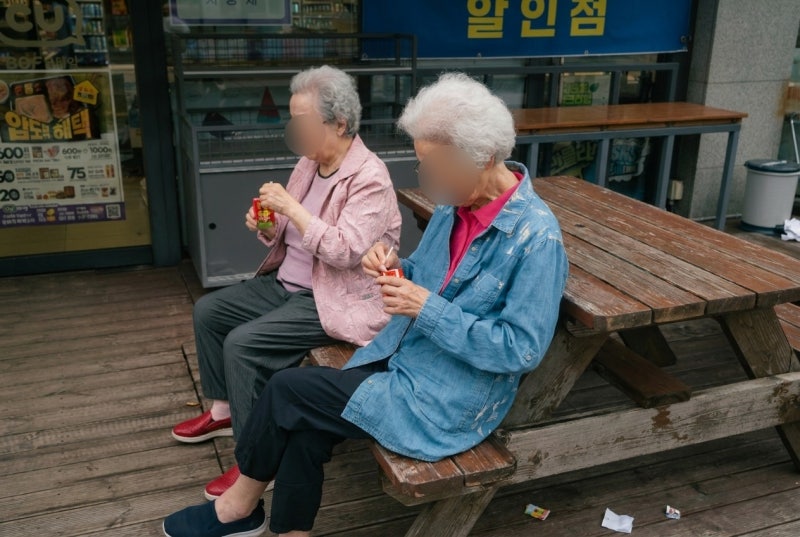 노인 요실금｜부모님이 물조차 마음 놓고 못 드시게 된 진짜 이유