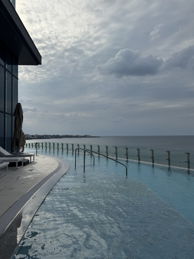 Sheraton Jeju, a Hotel Near Jeju Airport: Honest Review of Infinity Pool and Breakfast Pros and Cons