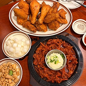군자역 술집 로얄호프치킨 닭발