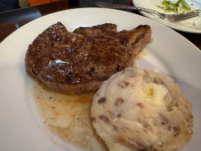임산부 태교여행 괌 여행기 롱혼 스테이크 하우스(longhorn steak house)