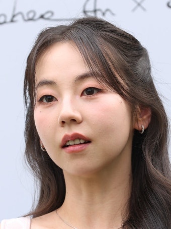 ✨️✨️안소희 논란 이유? 로이킴과 10년지기 우정 공개 후 갑자기 검색어에 오른 이유✨️....