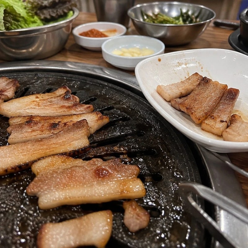 삼겹살과 숙주로 만드는 돈코츠 라멘!