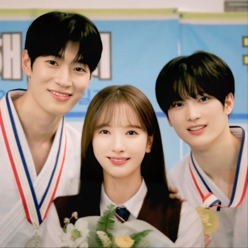 타임슬립+영혼체인지 한 번에 말아준다고? 너에게 다이브 1화 2화