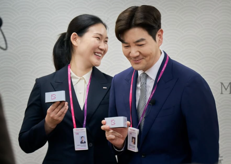 결혼 준비 중 10번도 못 봐..웨딩드레스는 남편 한상진이 고른 49세 박정은