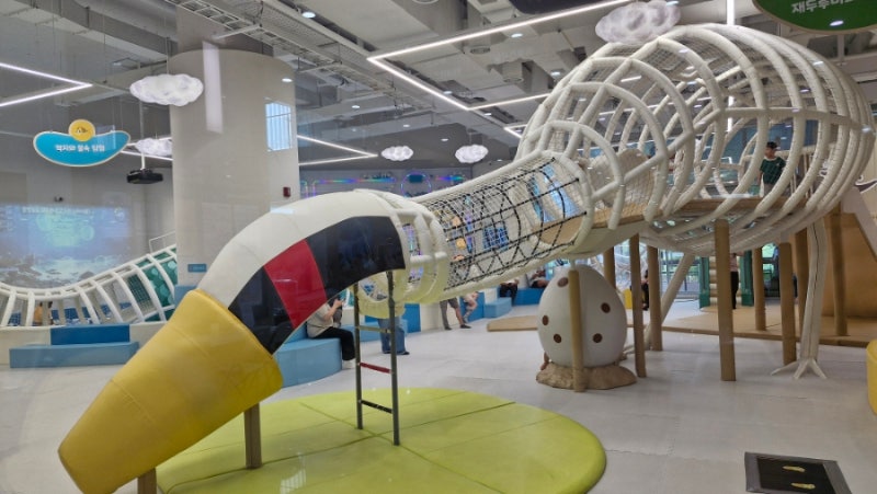 상주 아이와 가볼만한곳 국립낙동강생물자원관, 실내놀이터·4D·XR체험까지 알차게!