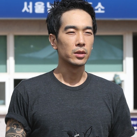 “이제 그만 보고 싶은데…” 고영욱, 또 SNS 활동 시작…이번에는 틱톡 으로
