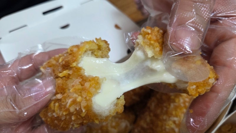 BHC 신메뉴 콰삭모짜킹 배민엔 안떠요, 내돈내산 가격 맛 후기
