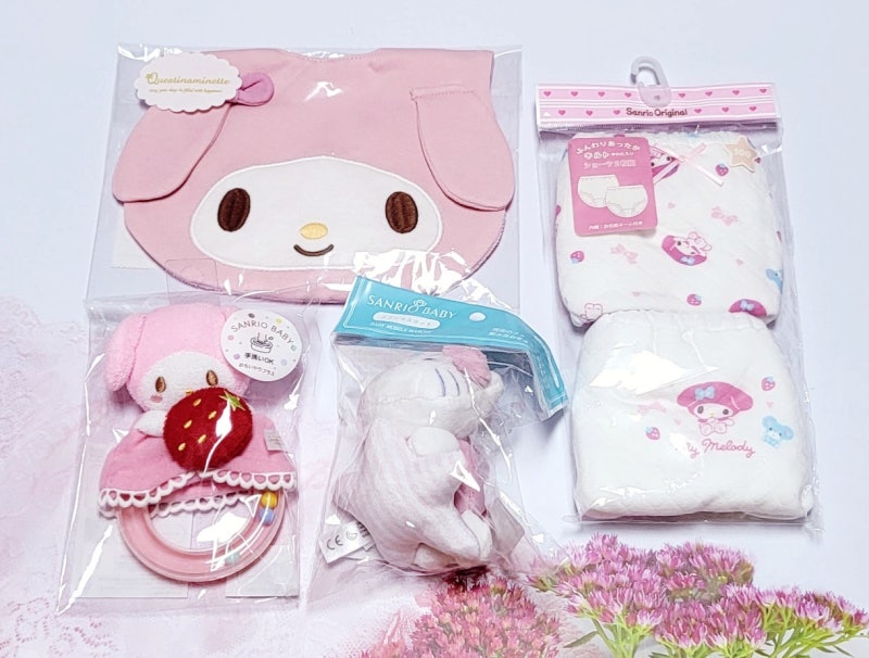 산리오 베이비 직구 후기·산리오 헬로키티 아기옷 아기용품 마이멜로디 턱받이 인형 컵♡
