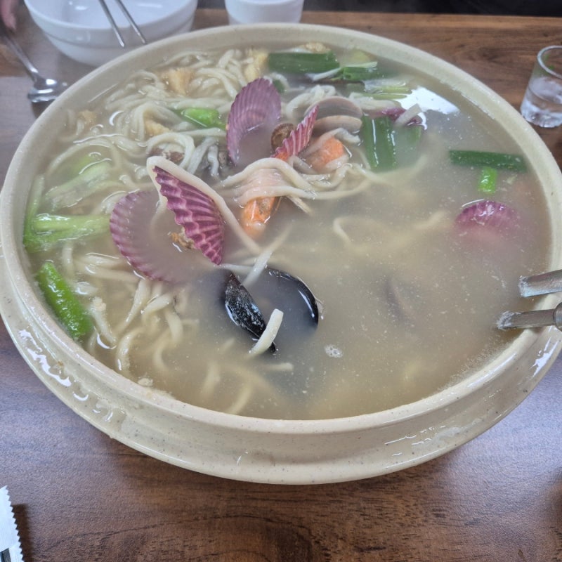 영종도 해물칼국수 근본 맛집 황해해물칼국수 2호점 | 명절 방문, 웨이팅 및 주차 후기