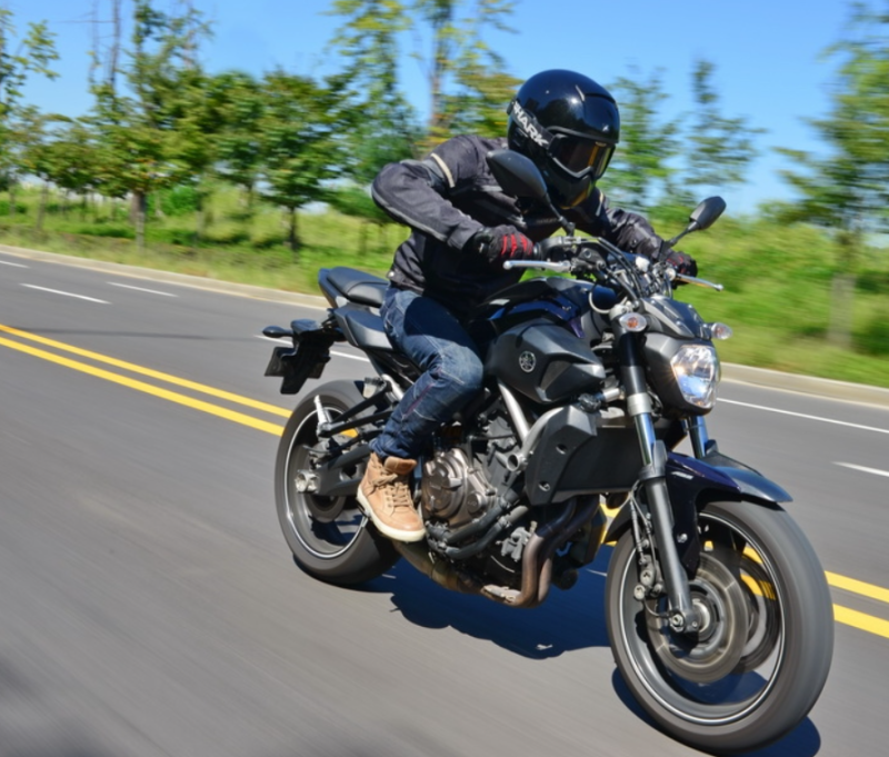 미들급 네이키드 오토바이 끝장 비교 (MT-07 vs Z650 vs CB650R)