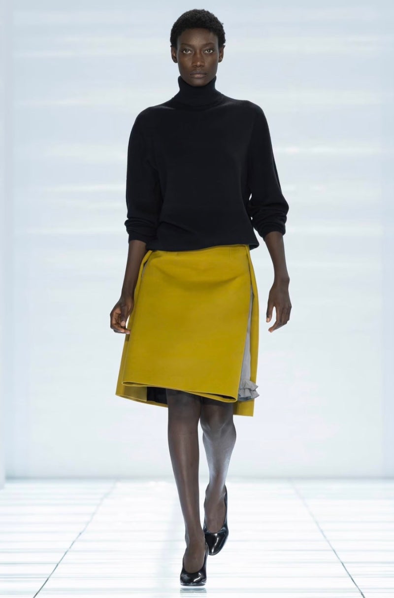스커트 하나로 패션을 재정의하다: 프라다(PRADA)27 S/S 우먼즈 컬렉션 ‘The Skirt'