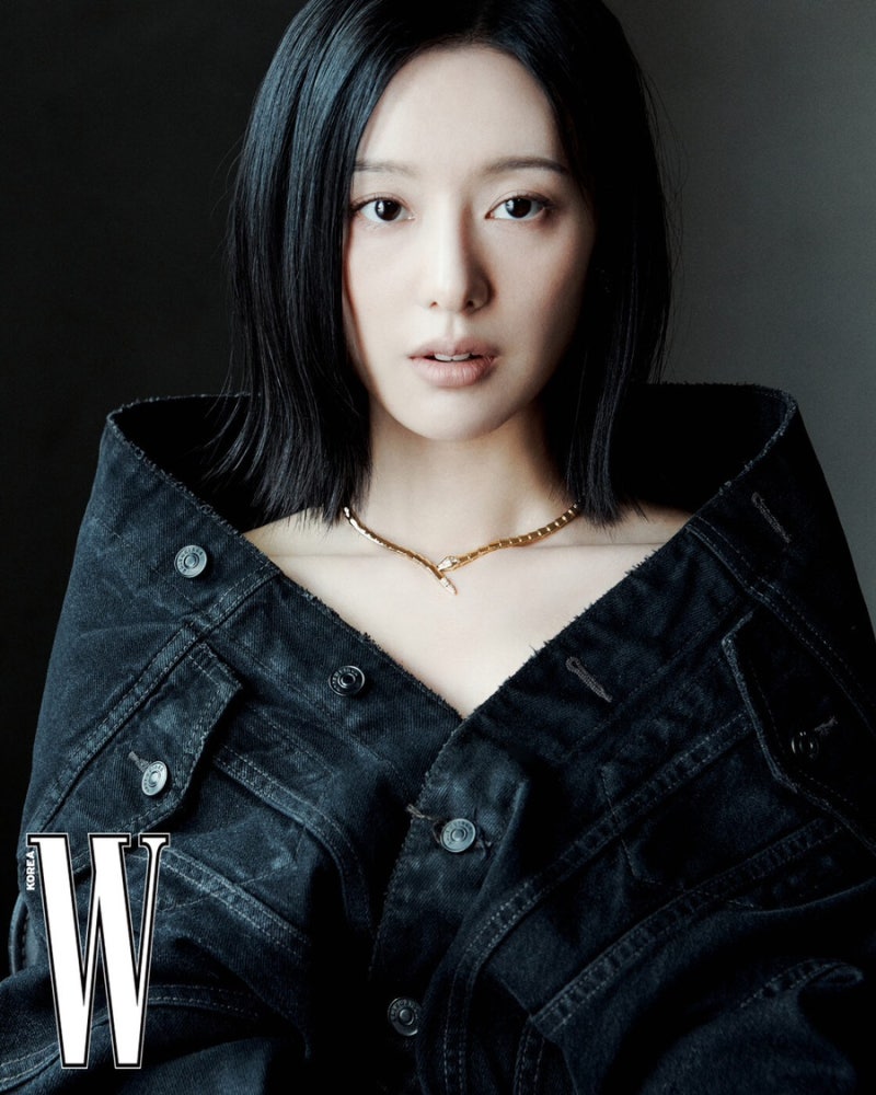 Is This the Same Kim Ji-won? Dr. X Bob vs. Photoshoot Long Hair, Her Vibe Changes So Much