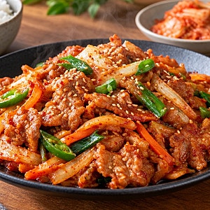 제육볶음 레시피, 매콤달콤한 양념으로 맛있게 만드는 법