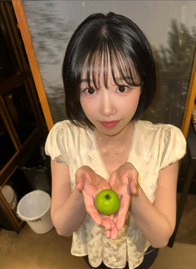 조유리 ‘가능한 사랑’ VIP 시사회 포착, 알고 보니 전도연 아역이었다