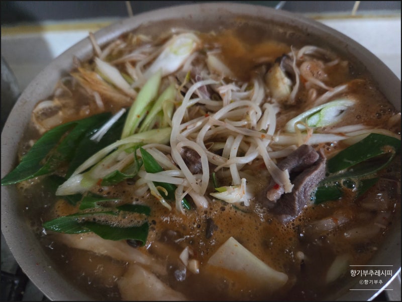 소고기 육개장(肉개醬)소고기 육개장 레시피 소고기 육개장 만드는 법 (652)