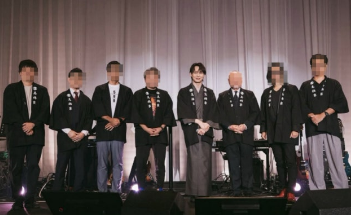 박유천, 日 기모노 근황과 김구라 응원 팬클럽 2주년 행사 참석