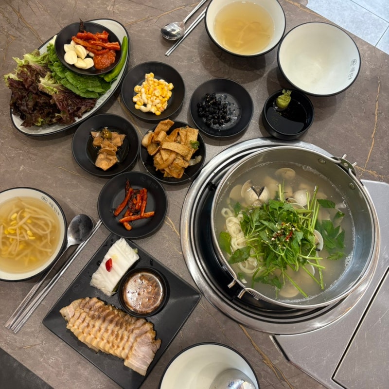 창원 상남동 맛집 해탄 점심특선 가성비 극락 삼겹수육 백합칼국수 후기