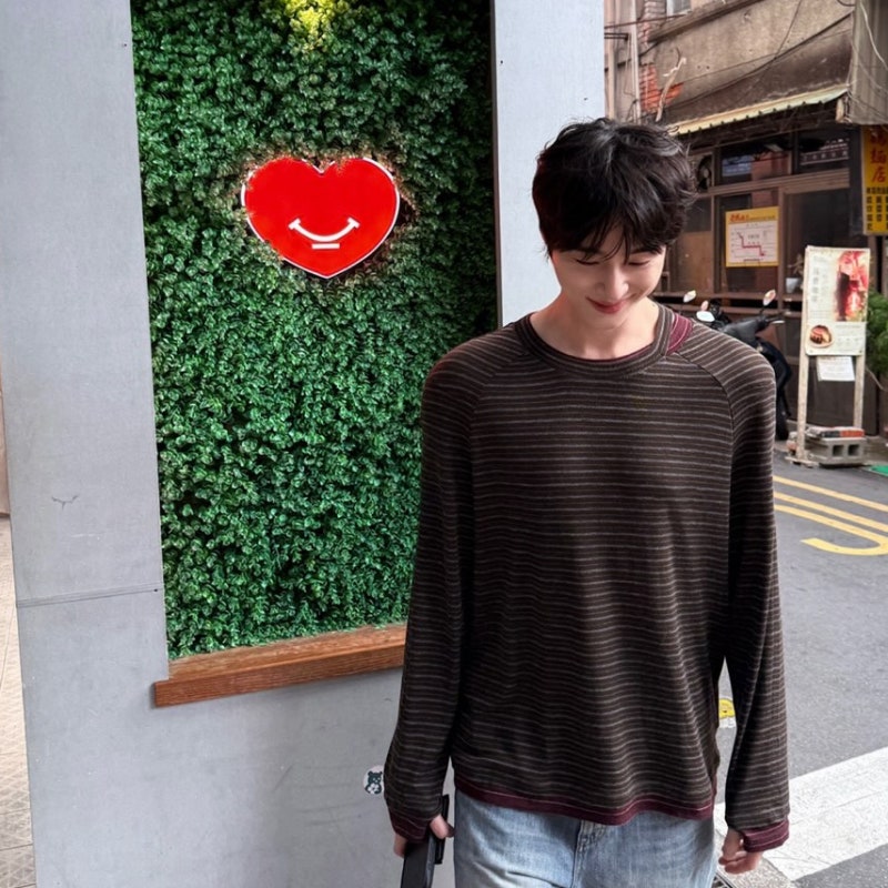 변우석 대만 야시장 목격담! 티셔츠 한 장 입었을 뿐인데...