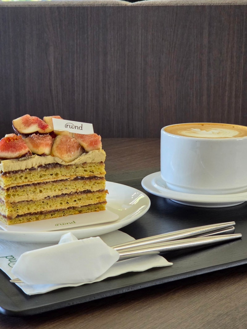 Rewind Seoul Cafe Review | A Great Place for Weekend Study and Laptops Near Anguk Station