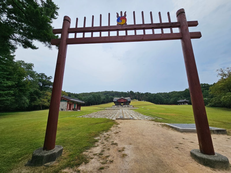 경기도 화성 아이와 가볼만한곳 윤건릉 , 조선왕릉 가을 여행 정조의 효심 가득한 숲길 산책