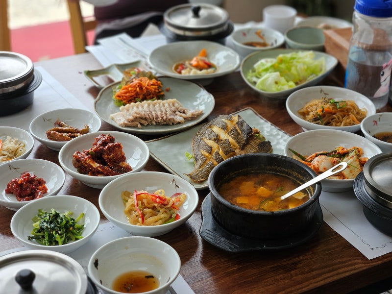 [을왕리 나루한정식] 인천 을왕리 맛집 '나루한정식': 상다리 부러지는 가성비 2만 원 한상차....
