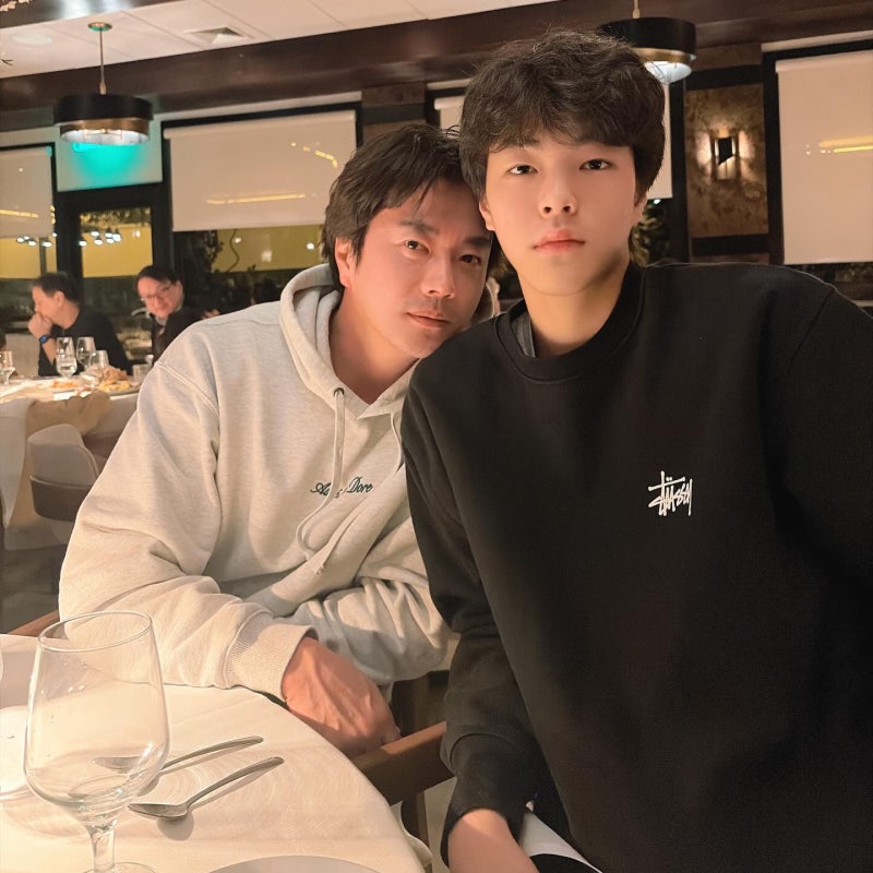 "아빠 키가 183cm인데"… 훌쩍 커버린 권상우 17세 아들, 놀라운 피지컬과 외모