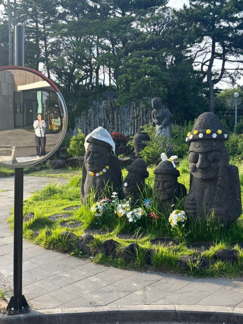 제주 보름살이 시작!! 시작은 서귀포에서! 돌하르방렌트카에서 렌트하고 올레시장가서 밥 먹....