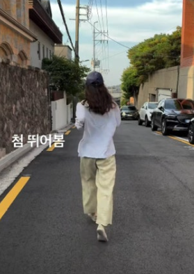 21년 만에 핑클 재결합 컴백 앞둔 이효리, 독특한 발가락 신발 러닝 화제인 이유