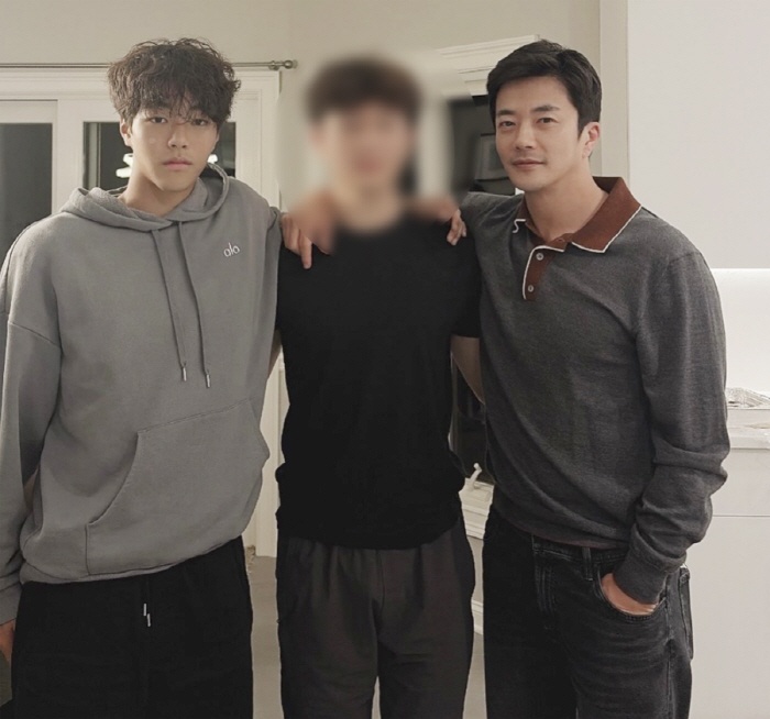 권상우 17세 아들, 놀라운 피지컬과 외모, "아빠보다 더 컸다"… 183cm ....