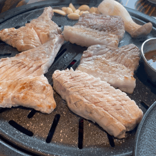 - 경북 청송군 주왕산 소노벨 청송 근처 오면 꼭 들려야 할 한우 등심 안창살 갈비살 한돈 생 ....