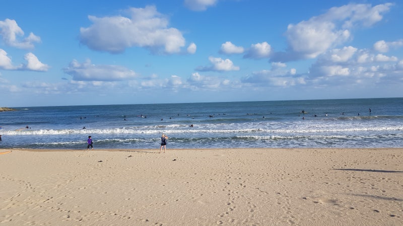 (부산)송정 해수욕장(기본편),서핑의 성지,파도가 예쁜 해수욕장,해변열차 송정 정거장