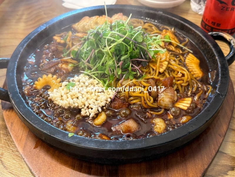 수원 행리단길 아이랑 함께 돌판 짜장 짜마 수원 행궁동 본점