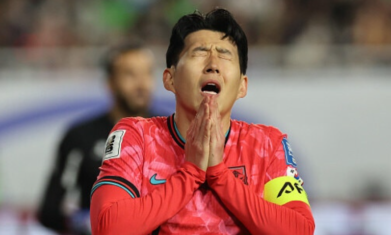 "우루과이전 직전 또 바뀐 감독" 손흥민, 1년 사이 4명의 사령탑과 작별한 얄궂은 운명