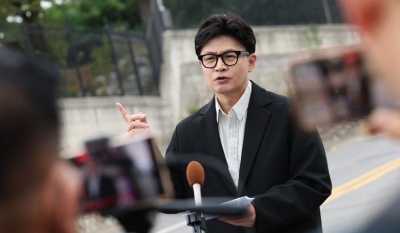 유엔사가 먼저 가겠다는데 군이 막았다? DMZ 지뢰 폭발 사흘째, 2015년과 딱 하나 달라진 것