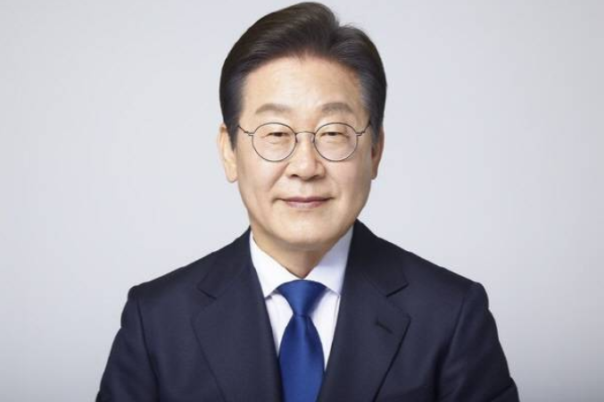 이재명 지지율 상승 37.9%로 2주 연속 올랐다 지역·연령별로 보니