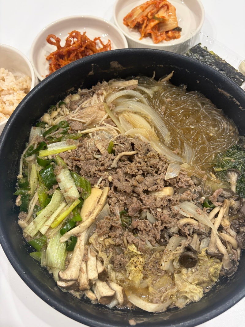 초간단 소불고기전골 레시피｜냉장고 속 야채 탈탈 털어 만들기