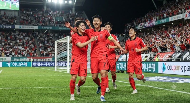 모레노호 에콰도르전 완승과 우루과이전 완패(1-4): 새로운 축구의 명암