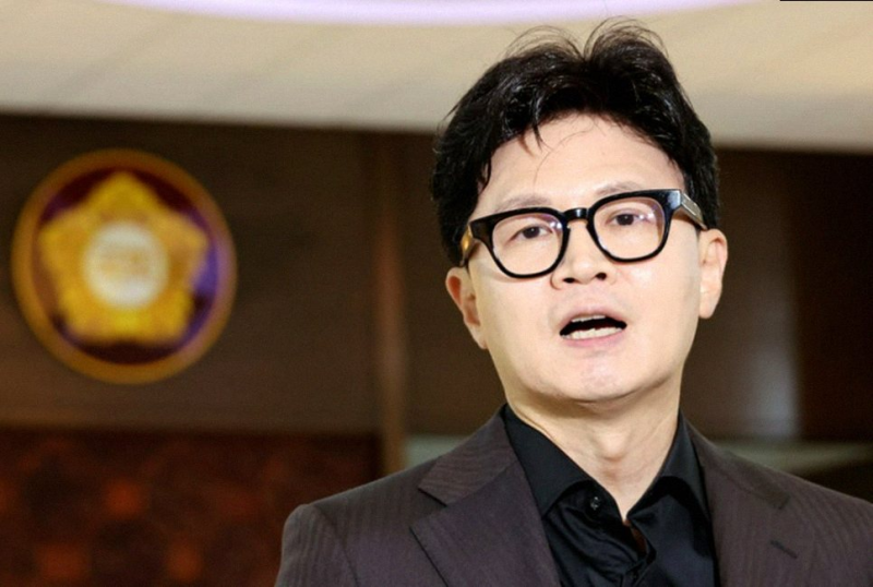 장동혁vs한동훈, 복당 논란 속 숨겨진 진짜 쟁점은? 당원게시판 수사의 진실!