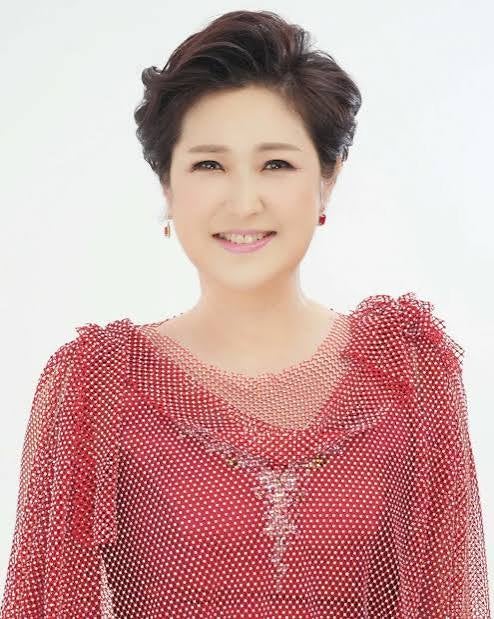 20년 무명 끝에 50대 우승까지… 김용임이 포기하지 않았던 이유