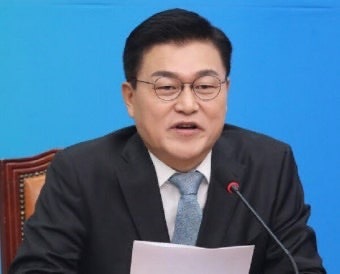 신용한 충북지사 집무실 압수수색…불법 선거운동 의혹, 어디까지 왔나?