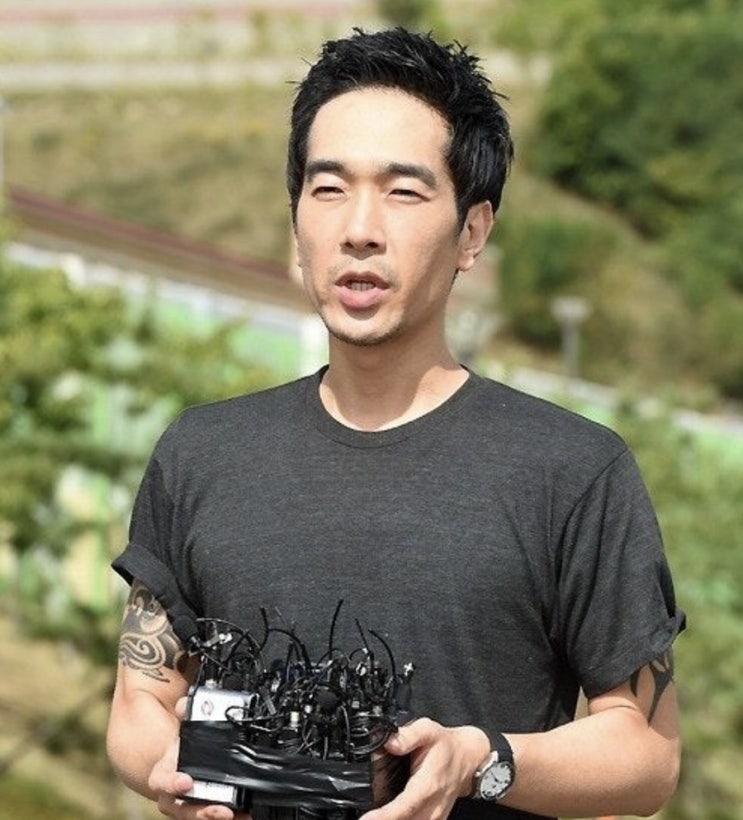 “미성년자 성범죄 전력” <b>고영욱</b>, <b>틱톡</b>도 막혔다… 개설 하루 만에....