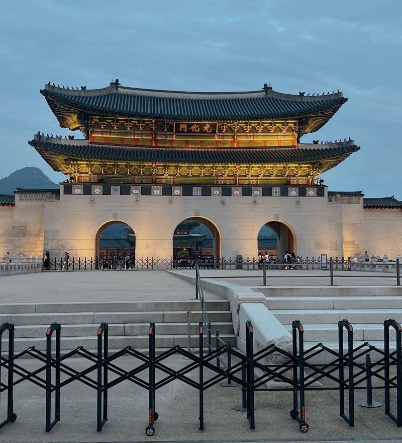 경복궁에는 문이 몇 개일까?｜광화문·건춘문·영추문·신무문 이름에 담긴 뜻