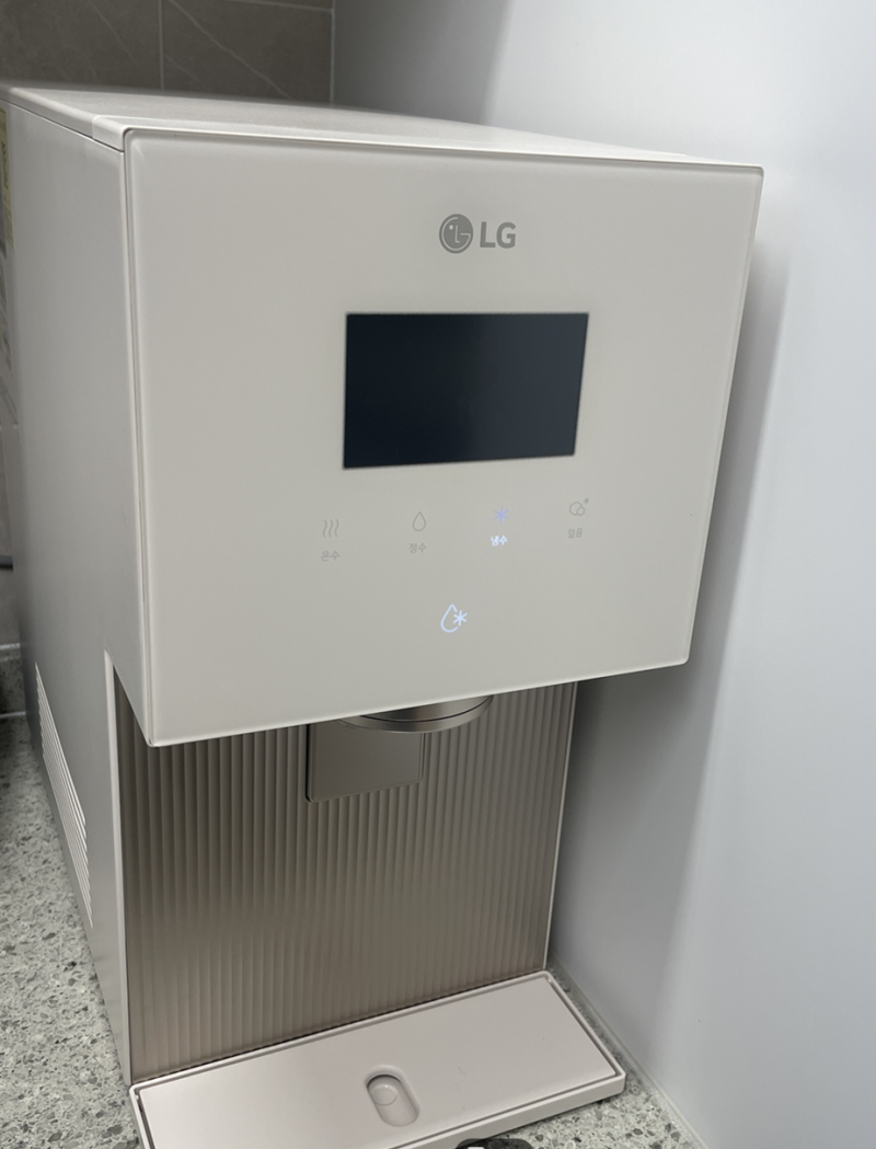 3. LG 퓨리케어 오브제컬렉션 냉동얼음정수기 구독 후기