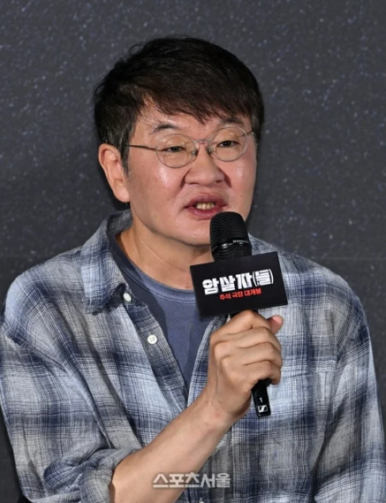 박정희 배후설 담은 영화 '암살자(들)' 역사 왜곡 논란… 허진호 감독 전작까지 재조명